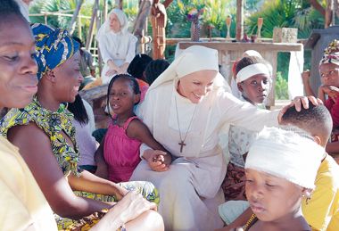 in tv con lâ€™abito da religiosa Virna Lisi, 77 anni, su Rai 1 con Madre aiutami, in onda il venerdÃ¬ sera alle 21.15