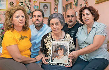 La mamma, i fratelli e le sorelle di Mirella.