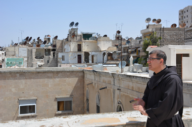 Padre Firas Lutfi