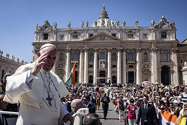 Papa Francesco in piazza San Pietro