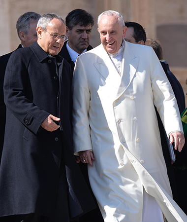 Don Julián Carrón con Papa Francesco.