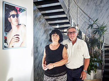 Ileana e Corrado Tassinari nella loro casa a Bagnarola di Cesenatico