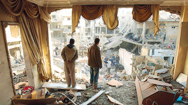 Scene di morte e rovina nella Striscia di Gaza