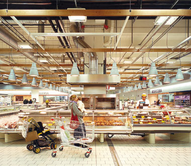 Negozi aperti la domenica? Liberiamo il giorno di Festa!