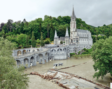 Lourdes inondata